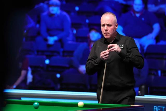 前者强调团 前者强调团